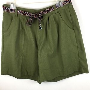 Woman's olive green shorts size XL